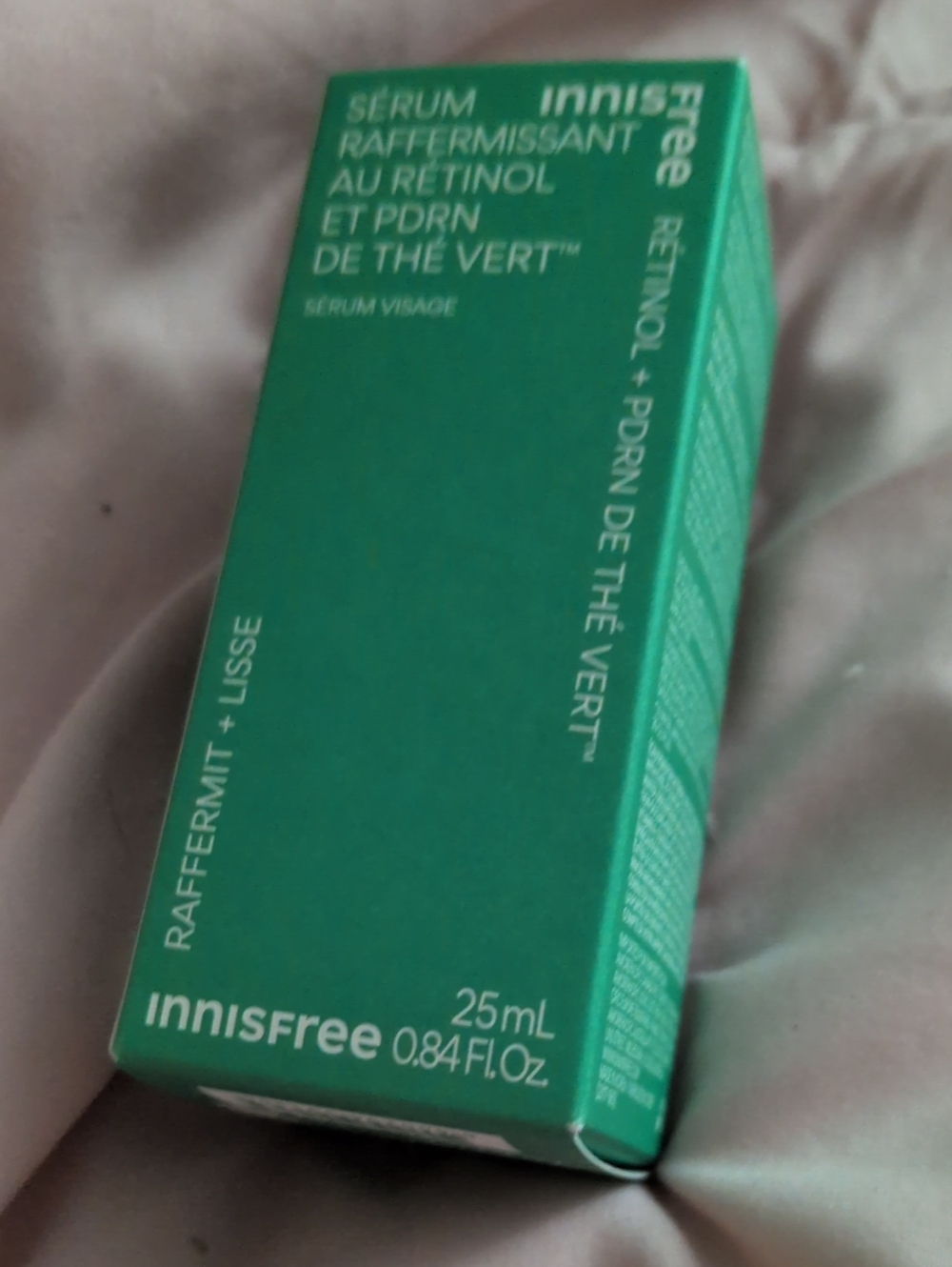 Innisfree Retinol + PDRN Green Tea Firming Serum ā Green